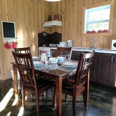 Chalets Du Domaine Yamaska 布罗蒙 外观 照片